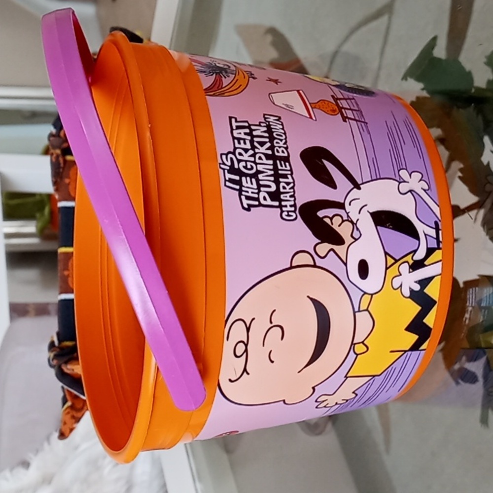 2016 McDonald's Halloween Bucket